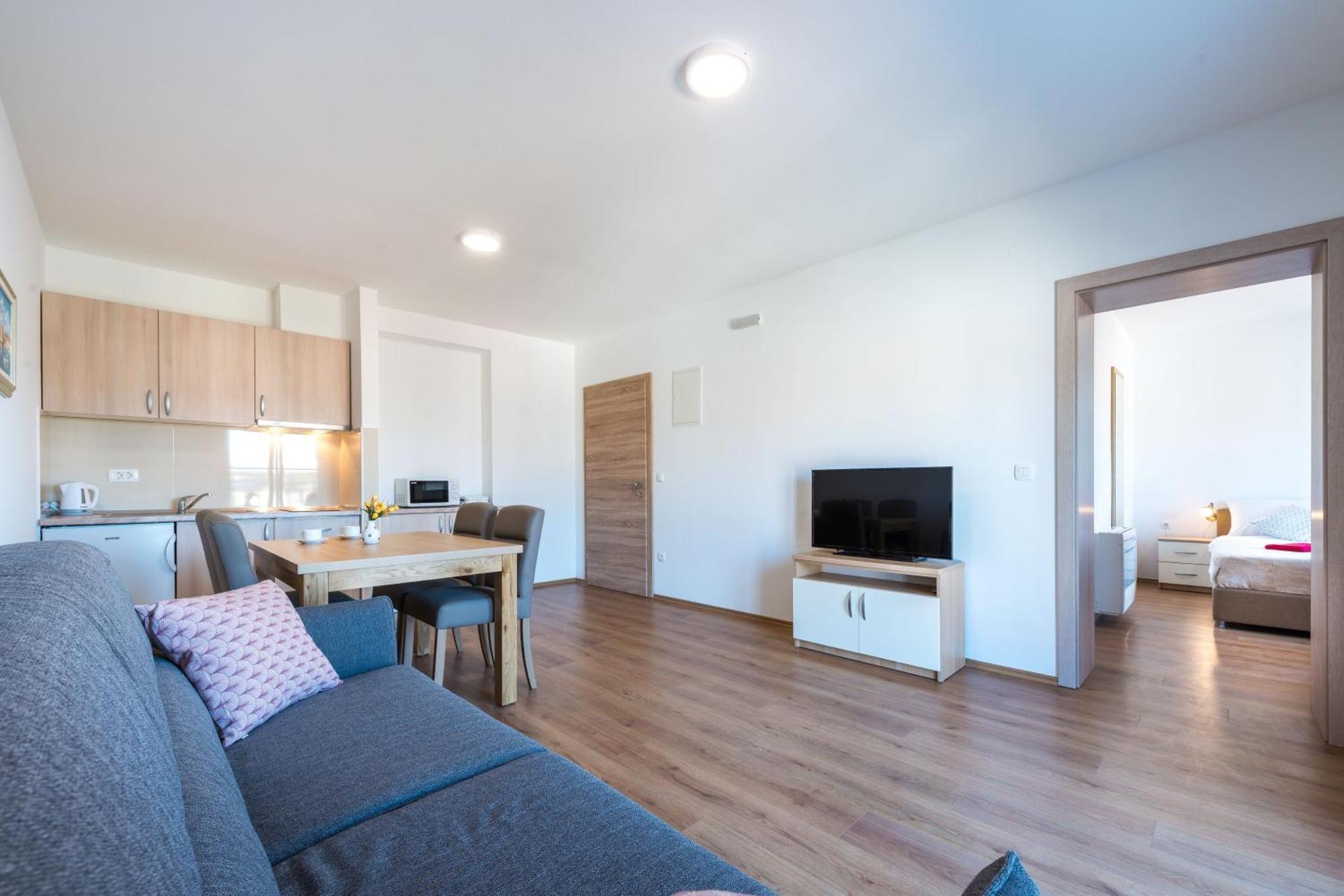 Rilovic A3 * Cavtat